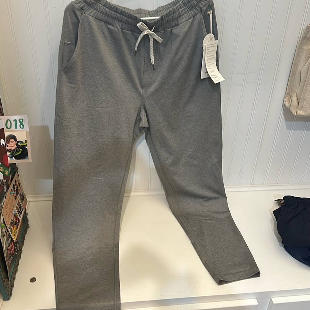 NWT men’s vuori size large